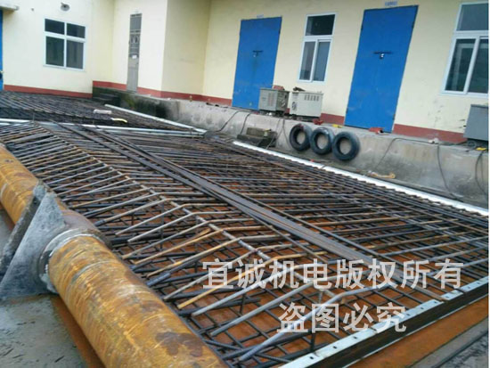 鋼板鋼筋混凝土復(fù)合閘門(mén)